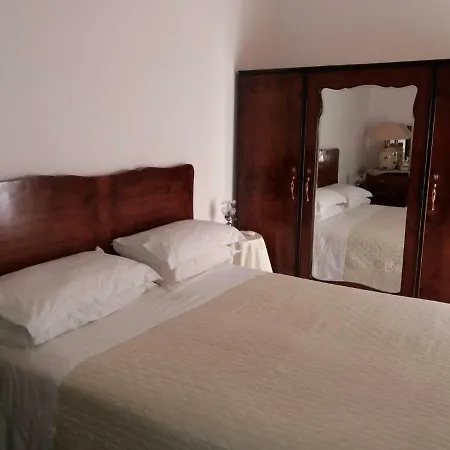 Altamurando Apartment *